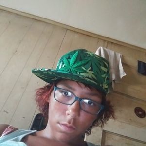 Meet your Posher, Viola